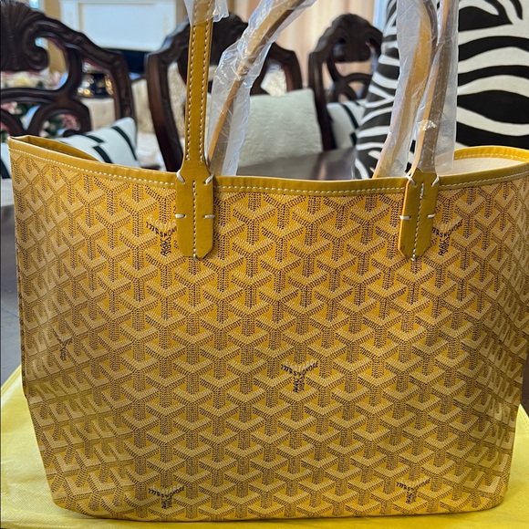 Designer inspired tote bag ( NWT ) - Picture 15 of 16